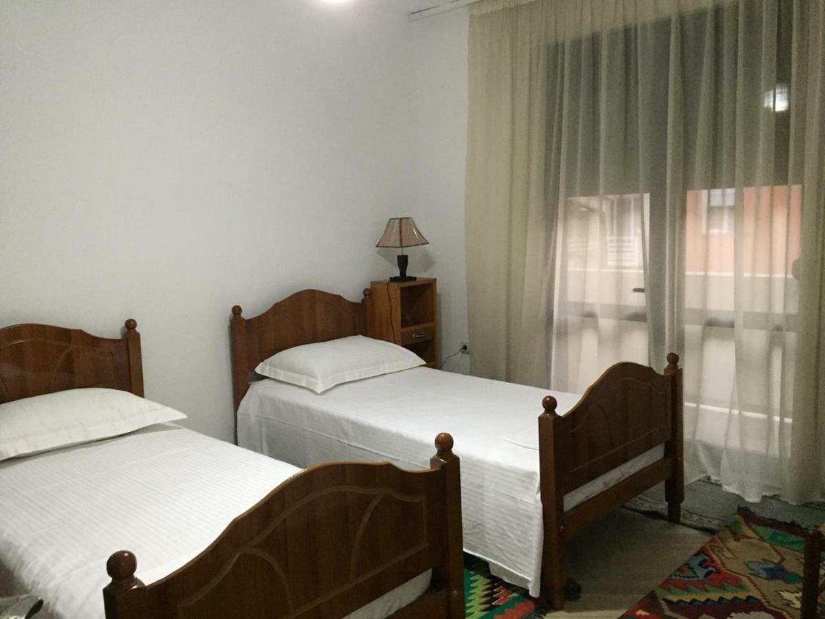Apartament Berati Экстерьер фото